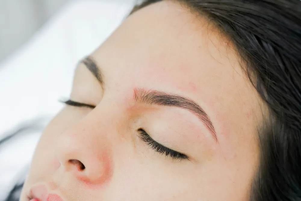 Why Eyelash Tinting is the Secret to Effortless Beauty Every Day?